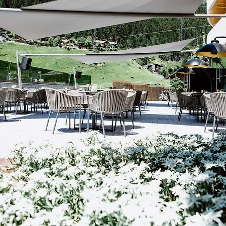 Hotel Arlmont 4 Stern Superior 4*