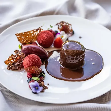 Arlmont 4 Stern Superior 4*