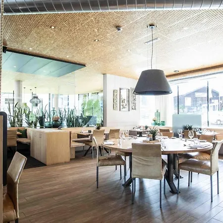 Arlmont 4 Stern Superior Hotel