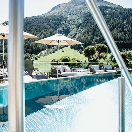 Hotel Arlmont 4 Stern Superior