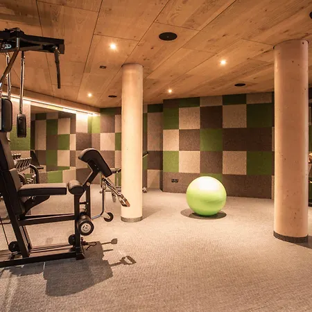 Arlmont 4 Stern Superior Sankt Anton am Arlberg