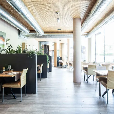 Hotell Arlmont 4 Stern Superior