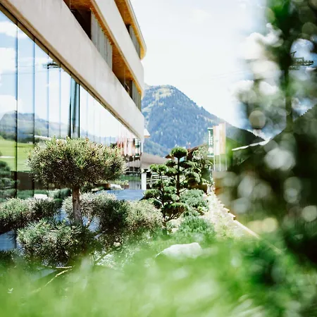 Arlmont 4 Stern Superior Hotel Sankt Anton am Arlberg