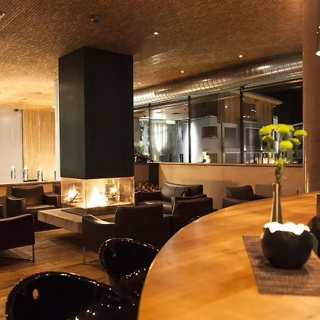 Arlmont 4 Stern Superior 4*