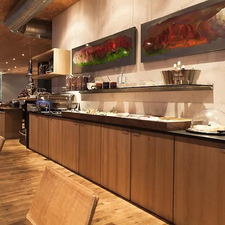 Arlmont 4 Stern Superior Hotel