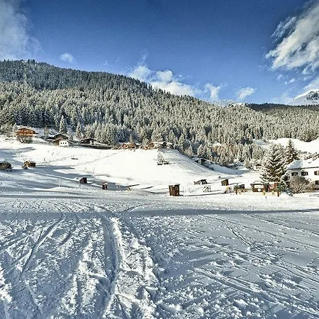 Arlmont 4 Stern Superior Hotel 4*