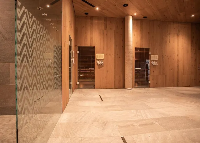 Arlmont 4 Stern Superior Sankt Anton am Arlberg