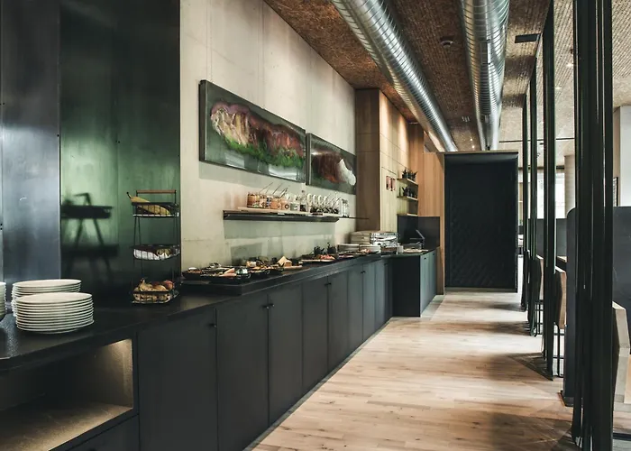 Arlmont 4 Stern Superior