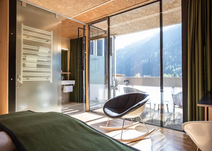 Arlmont 4 Stern Superior Hotel 4*