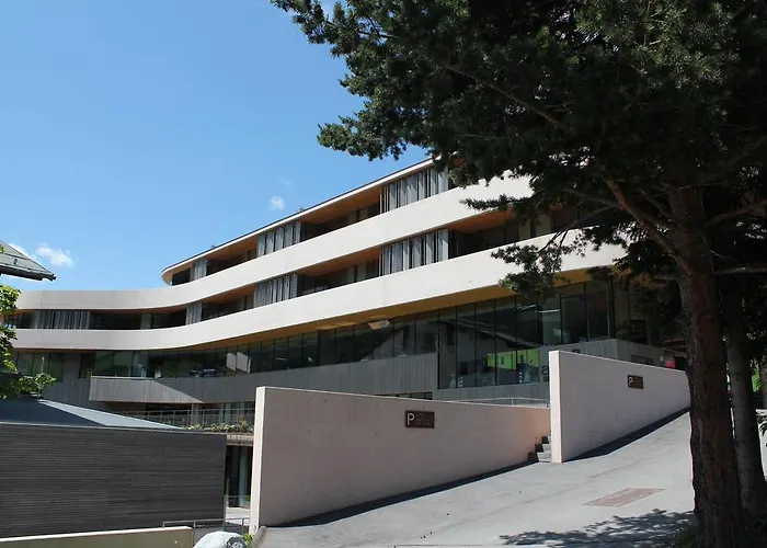 Arlmont 4 Stern Superior