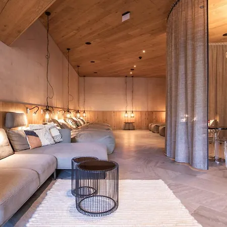 Arlmont 4 Stern Superior Hotel