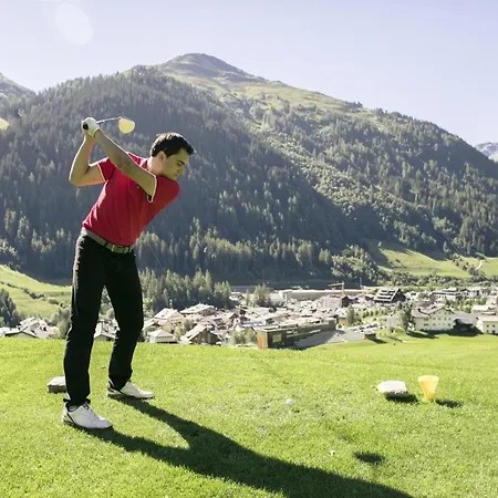 Hotel Arlmont 4 Stern Superior 4*