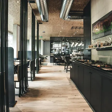 Arlmont 4 Stern Superior Hotel